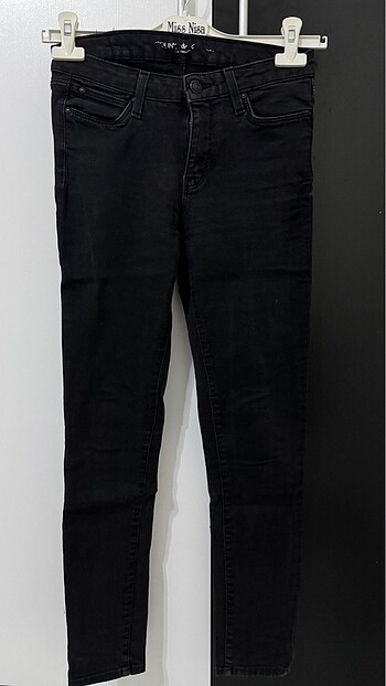 Colins jeans
