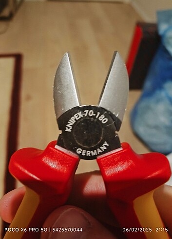 Beden sarı Renk Knipex 180mm 1000V yankeski