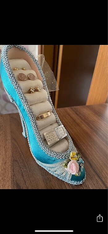 Accessorize MADAMECOCO takı standı