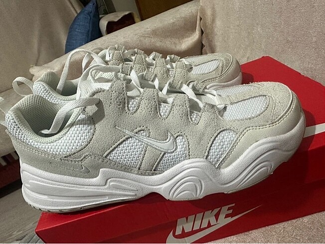38,5 Beden Nike tech hera spor ayakkabı