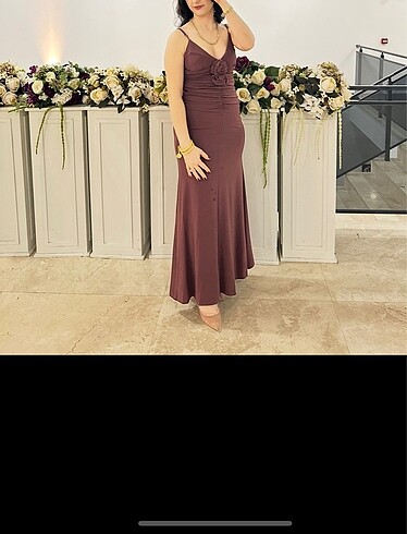 Zara Kabartmalı çiçekli midi elbise