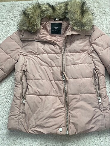 m Beden Bershka mont