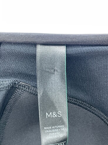 42 Beden çeşitli Renk Marks & Spencer Mayo %70 İndirimli.