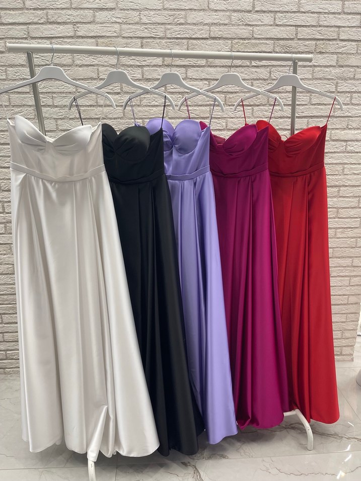 Parlak Kırmızı Saten Uzun Straplez Abiye - Görsel 3