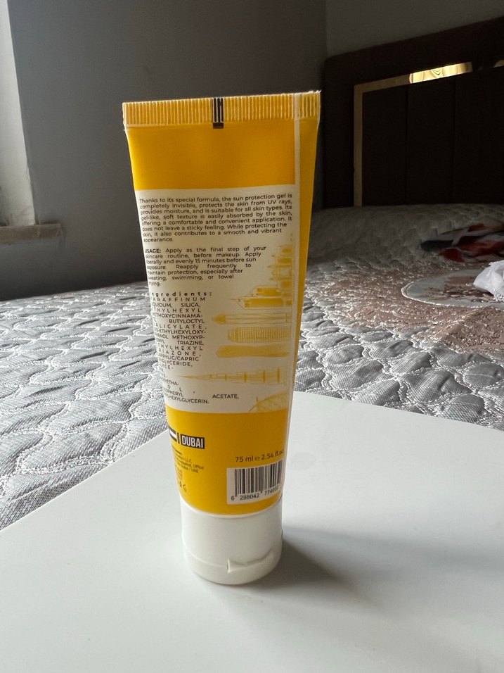 Dubai SPF 50+ Geniş Spektrumlu Güneş Kremi - Görsel 2