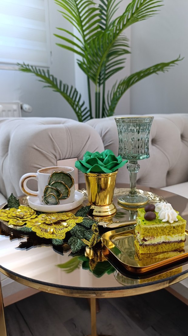 Pastel Yeşil Dekoratif Seramik Fincan ve Tabak - Görsel 2