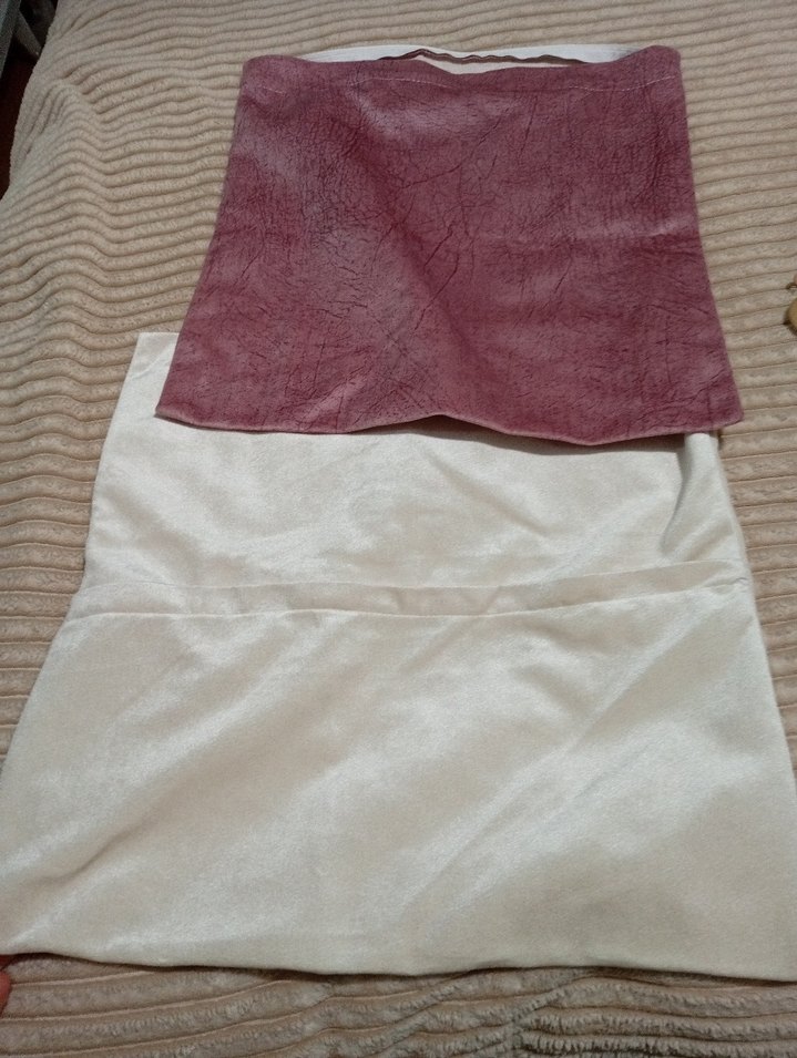 Bej ve Pastel Pembe Düz Yastık Kılıfları - Görsel 2