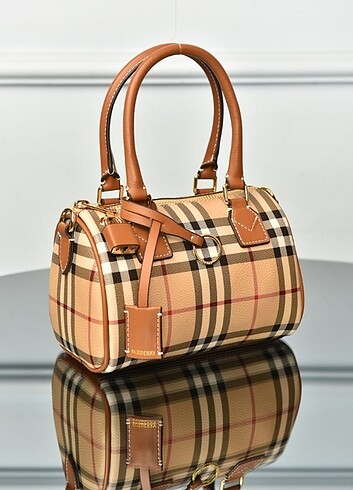 Beden BURBERRY - Mini Check Bowling Bag İthal Ürün Ölçüler: 18.5 × 1