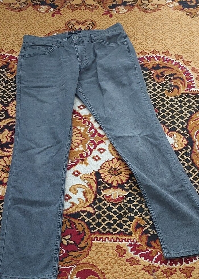 Hiç kullanılmamış pantolon  - Görsel 3