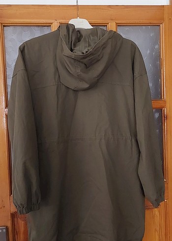 Bej Düğmeli Uzun Kadın Ceketi - Görsel 2