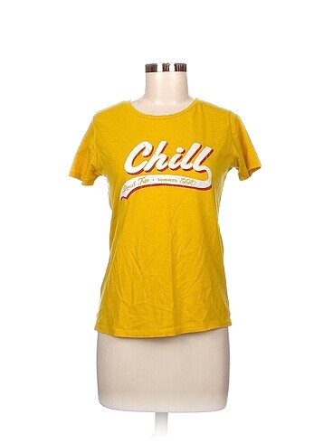 Koton T-shirt %70 İndirimli.
