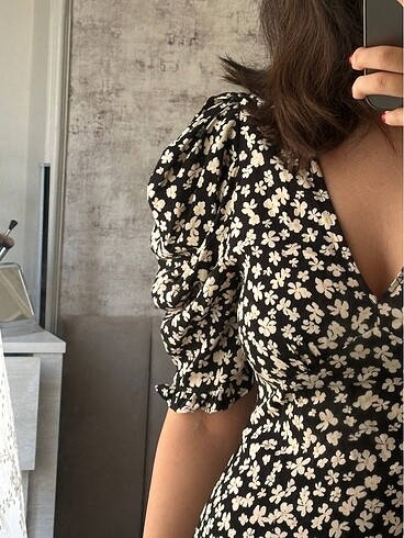 H&M cicekli elbise