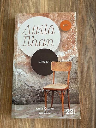Atilla İlhan Duvar Şiir Kitabı