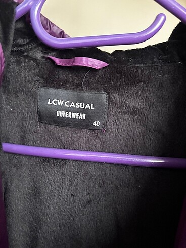 LC Waikiki Mor mont