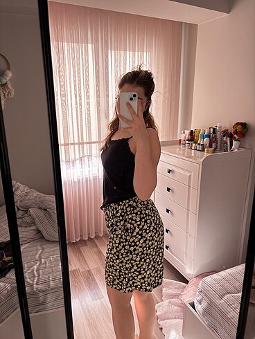 LC Waikiki LCW çiçekli şort