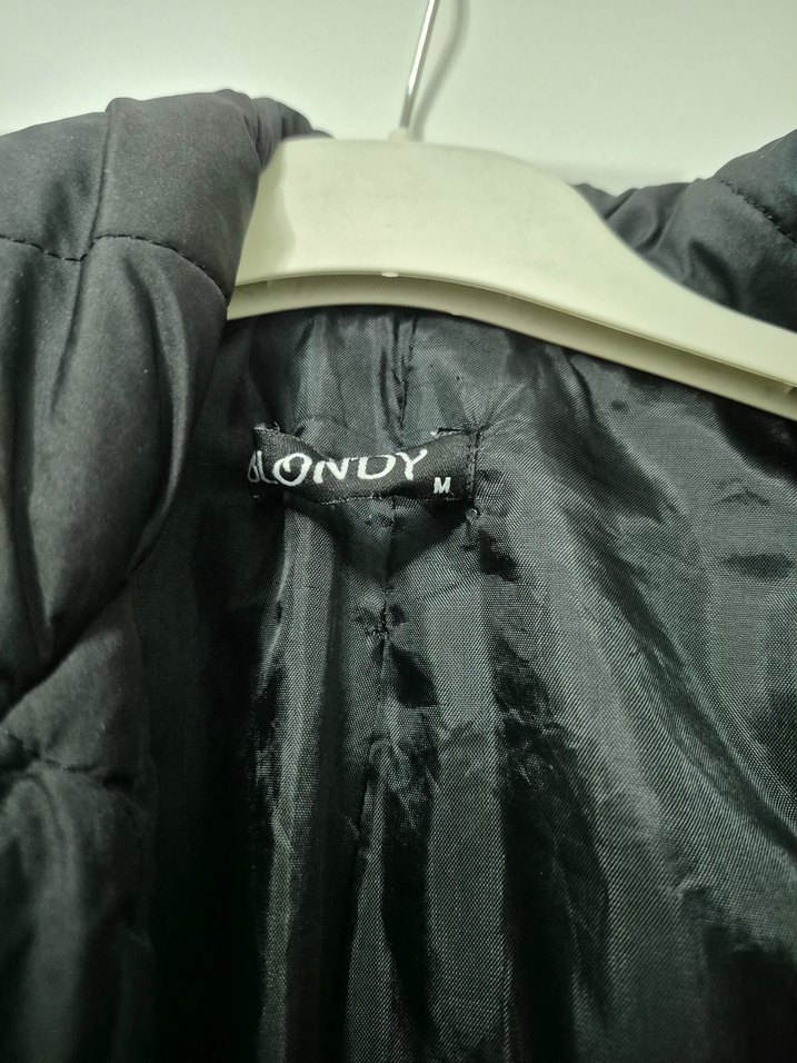 Kemerli Siyah Midi Kadın Mont - Görsel 4