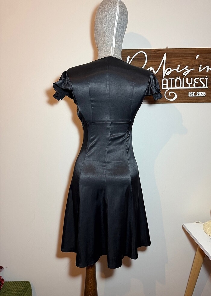 Saten elbise - Görsel 4