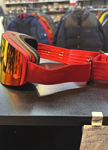 Oakley kayak gözlüğü - Görsel 2