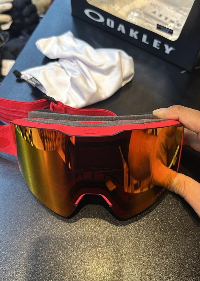 Oakley kayak gözlüğü - Görsel 3