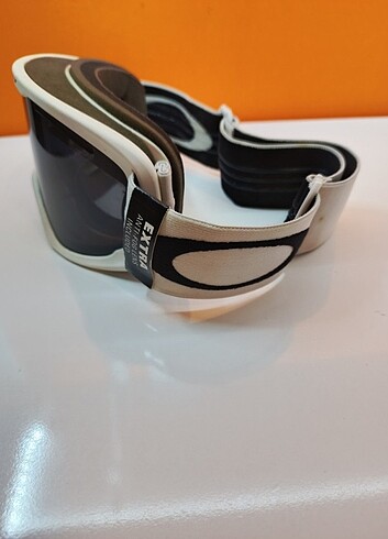 Oakley kayak gözlüğü - Görsel 2