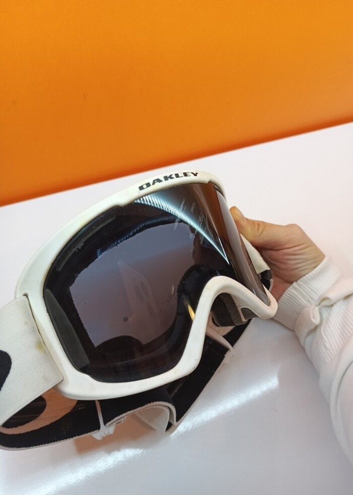Oakley kayak gözlüğü  - Görsel 4