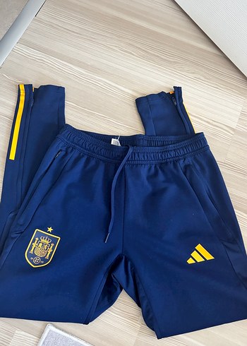 Adidas ürünü