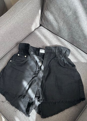 Bershka Mini Kot Şort - Görsel 4