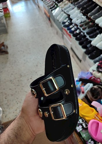 Diğer Tokalı Siyah Kadın Terlik