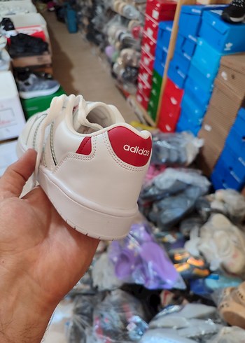 38 Beden Adidas Beyaz Kadın Spor Ayakkabı