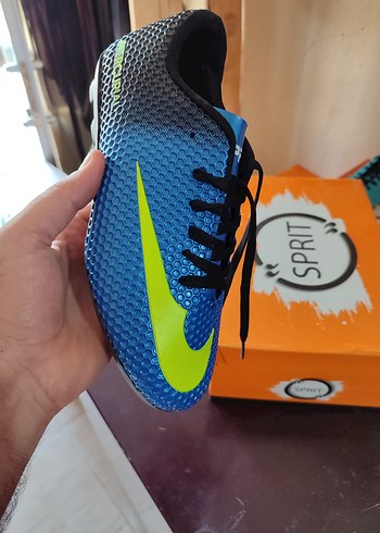 Mavi Renkli Erkek Futbol Ayakkabısı 36 numara