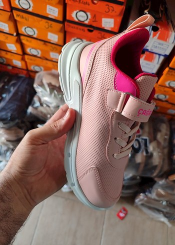 Pembe Bağcıklı Kız Çocuk Spor Ayakkabı