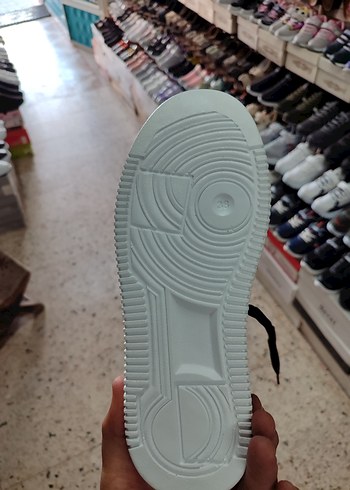 38 Beden Adidas Erkek Siyah Spor Ayakkabı