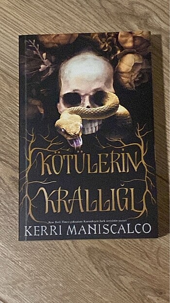 Kötülerin Krallığı - Kerri Maniscalco