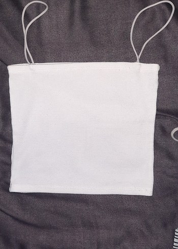 2li Beyaz ve Çizgili Crop - Görsel 2