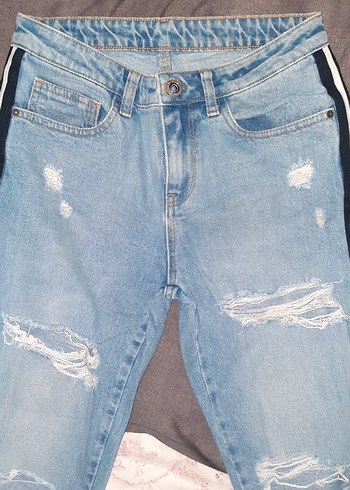 Kadın Mavi Bol Kesim Yırtık Kot Pantolon - Görsel 2