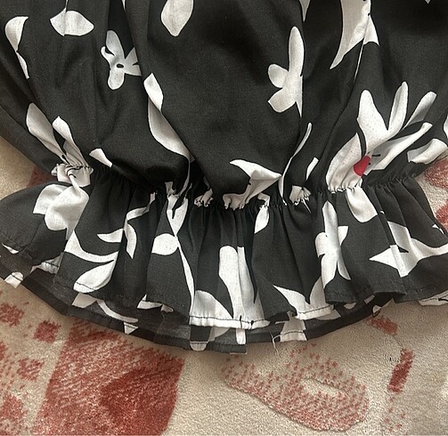 çiçekli crop - Görsel 4