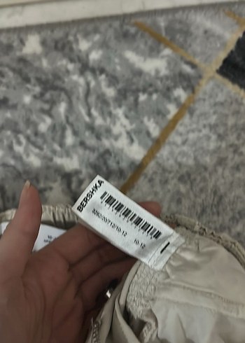 Kemerli Bej Kadın Çocuk Keten Şort - Görsel 4