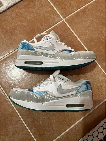 38,5 Beden Nike air max