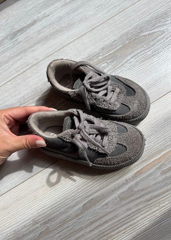Gri Çocuk Sneakers Velcro Bağcıklı