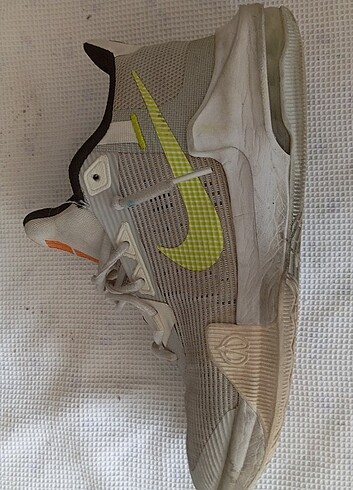 Nike basketbol ayakkabısı