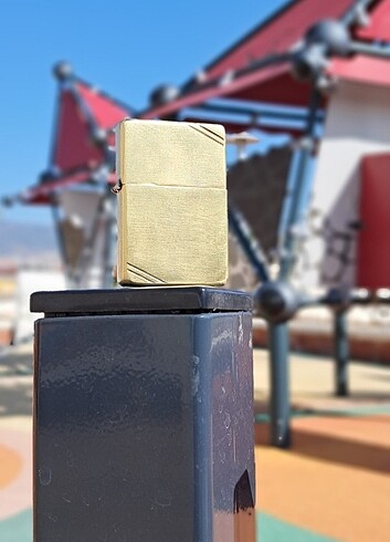 Kasım/1992 üretim. Pirinç Zippo