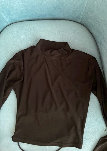 Siyah Uzun Kollu Sırt Detaylı Spor Üst - Görsel 2