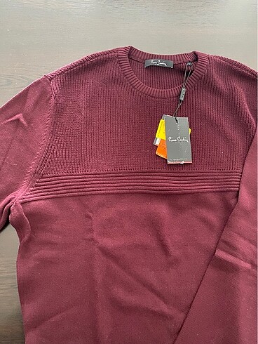 Pierre cardin kazak / yeni /etiketli /orjinal