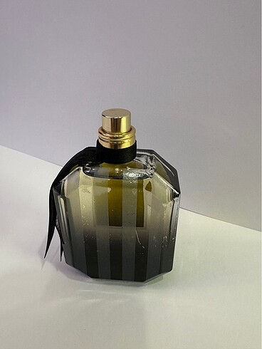  Beden Victoria?s secret bombshell oud