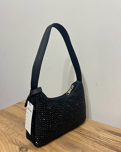 Prada Siyah Prada taşlı çanta