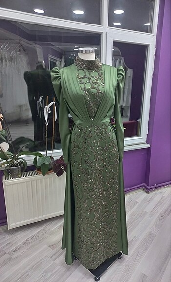 Yeşil abiye