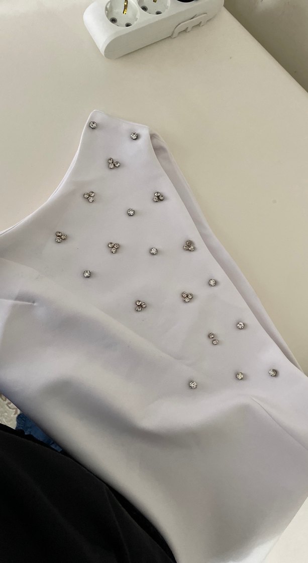 İnci Detaylı Beyaz Tek Omuz Abiye Elbise - Görsel 2