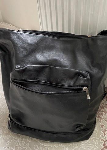 Anne bebek çantasıFermuarlı Siyah Deri Kadın Çantası - Görsel 2