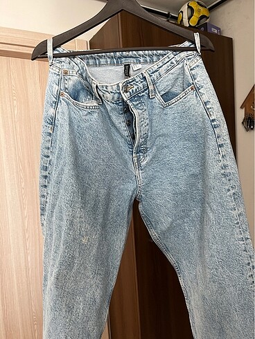 H&M MOM Jeans