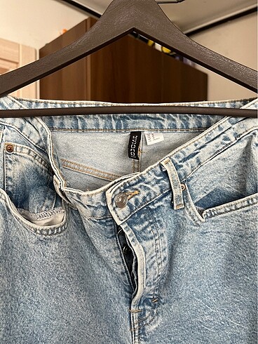 l Beden MOM Jeans